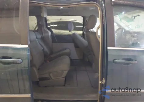 2009 Chrysler Town & Country Touring z USA, uszkodzony, nr VIN 2A8HR54159R549097